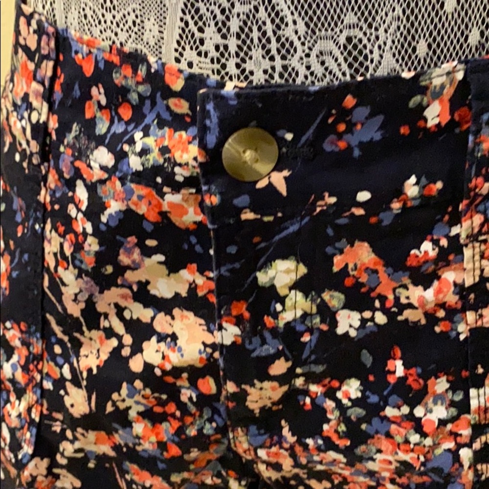 Lee Riders Midrise Shorts - Picture 2 of 2